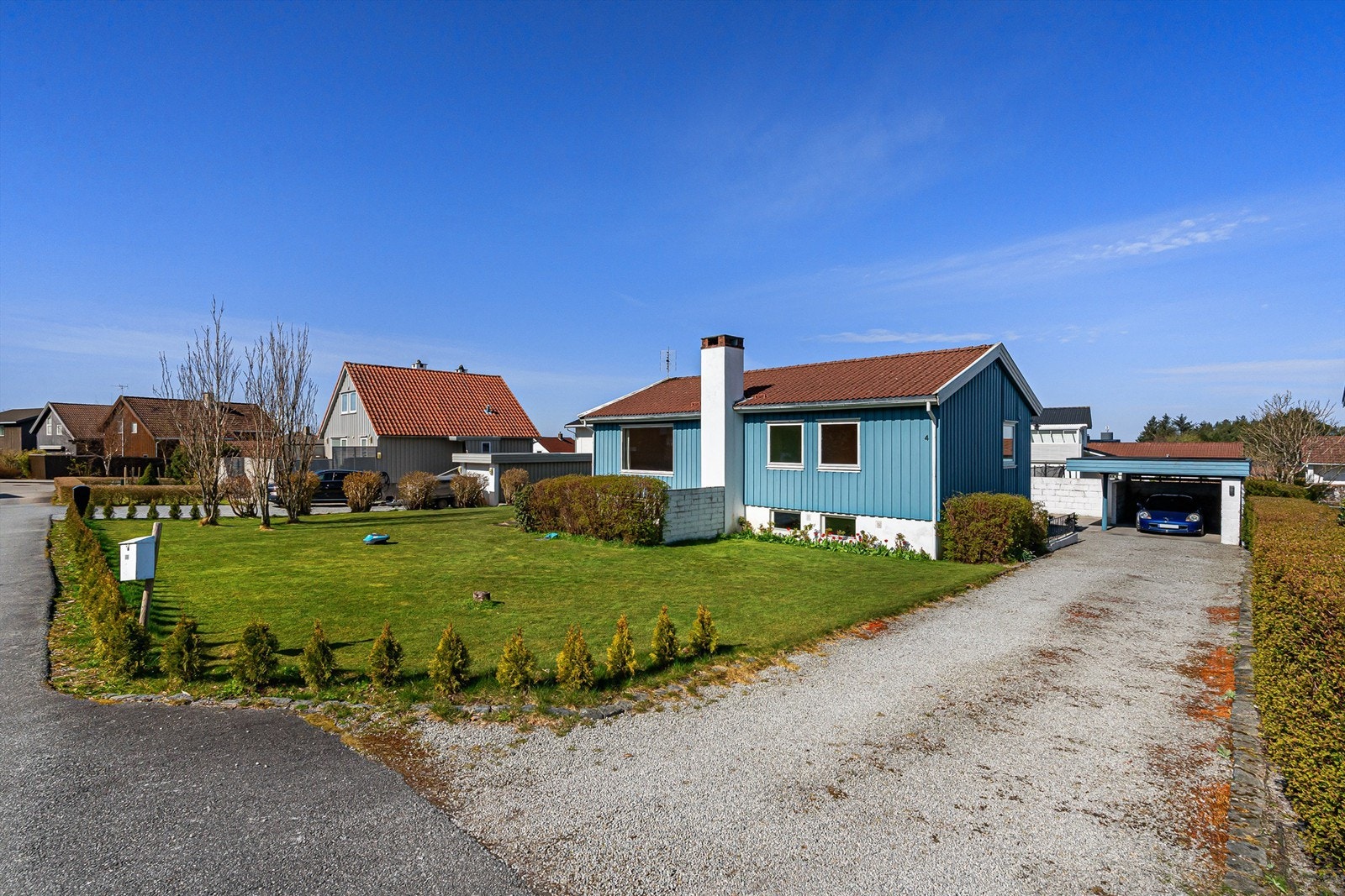 Lene Hviding har gleden av å presentere Frodes gate 4. Galleribilde