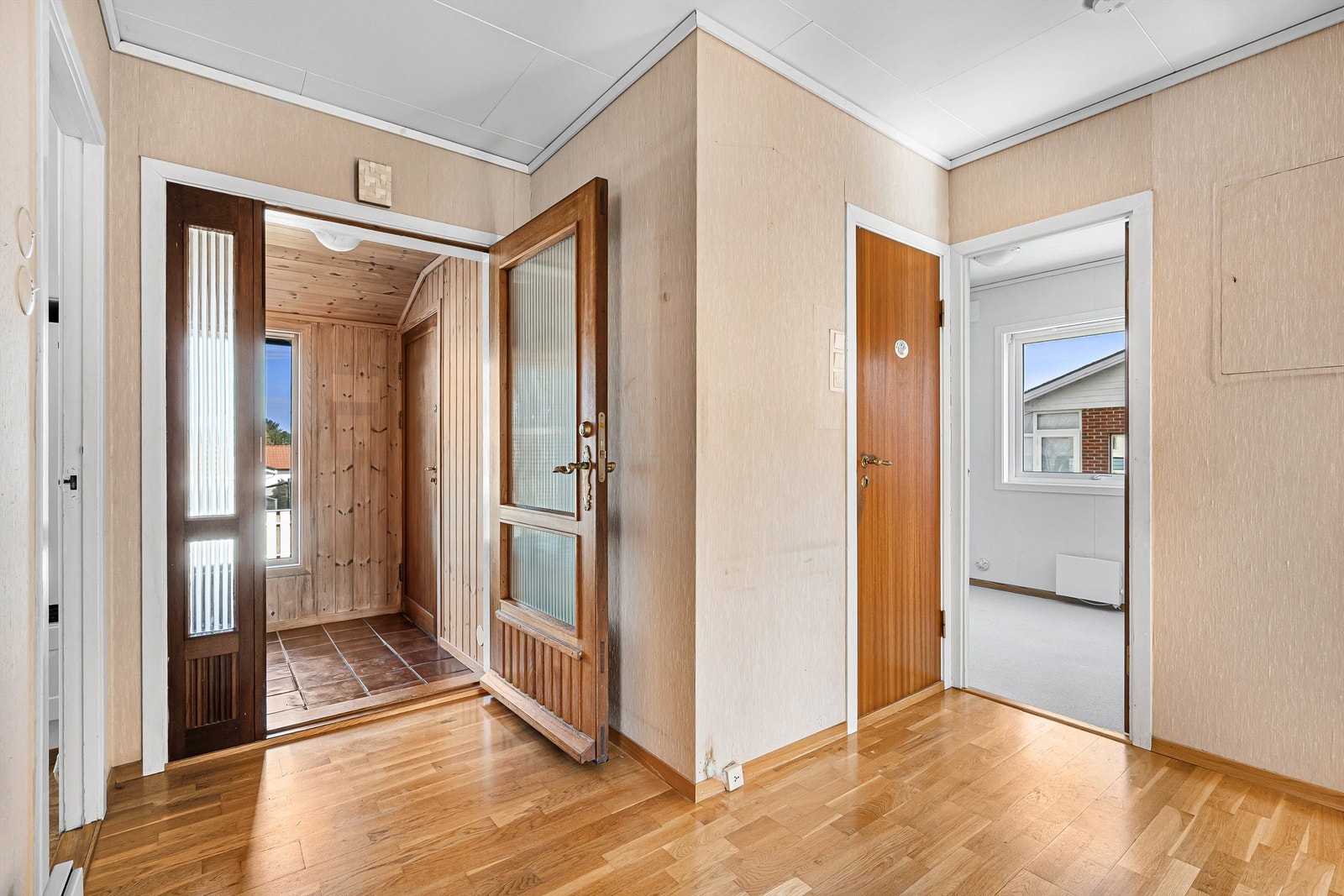 Entré/gang. Galleribilde