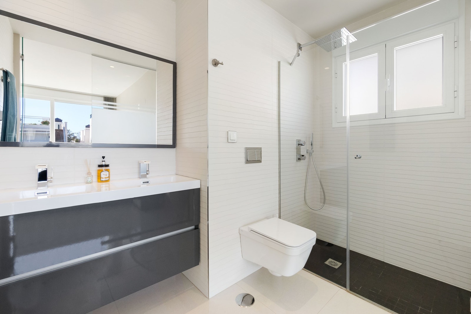 Badet til soverom 2 Galleribilde