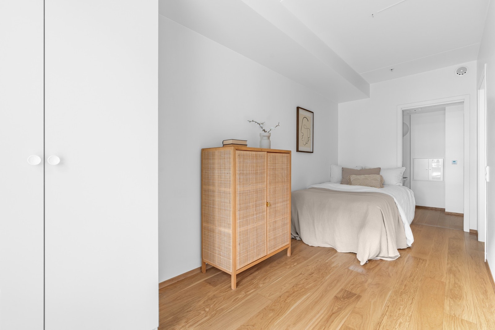 Dette soverommet har direkte tilgang til en bod. Galleribilde