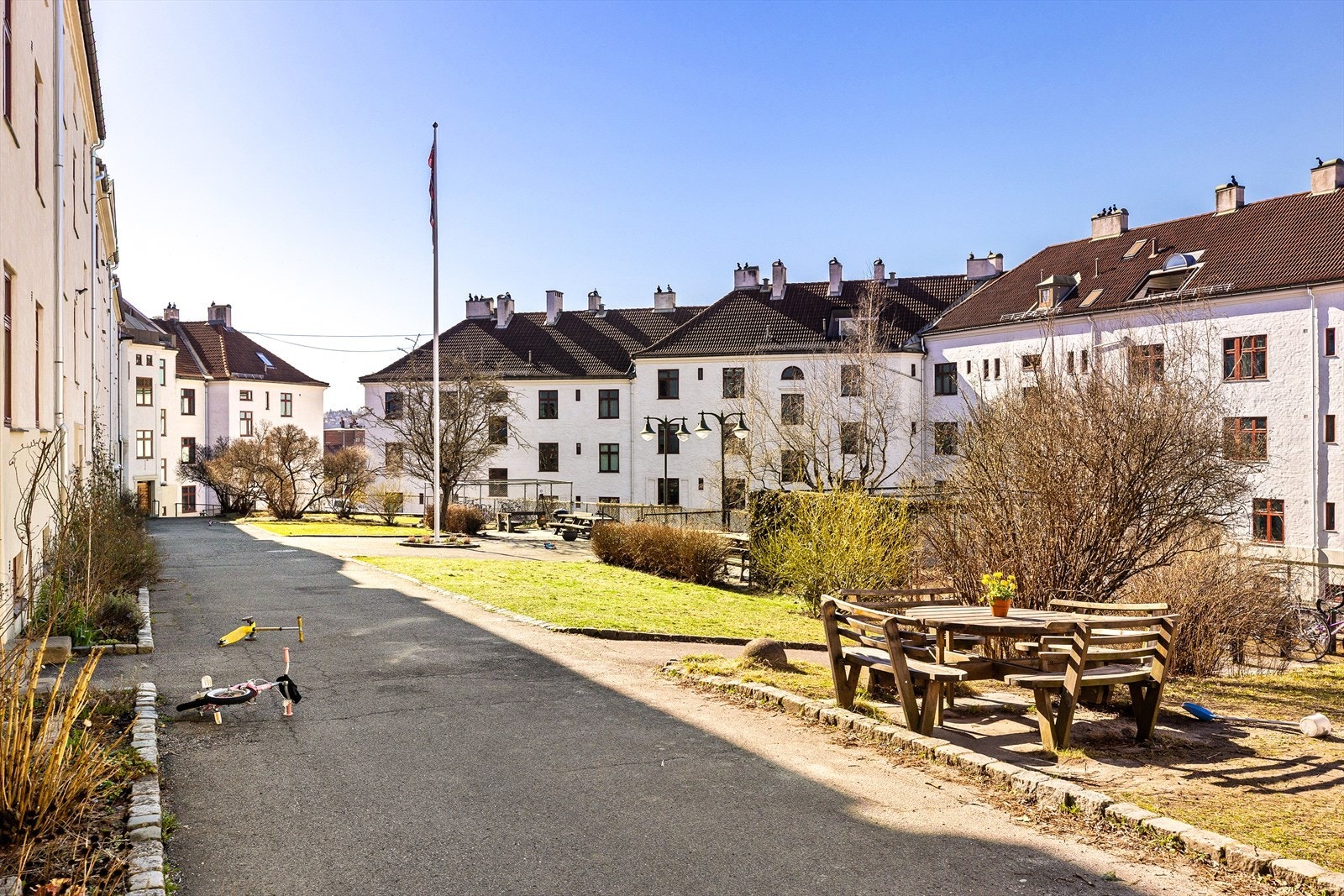 Borettslaget er kjent for sine pent opparbeidede fellesarealer. Galleribilde