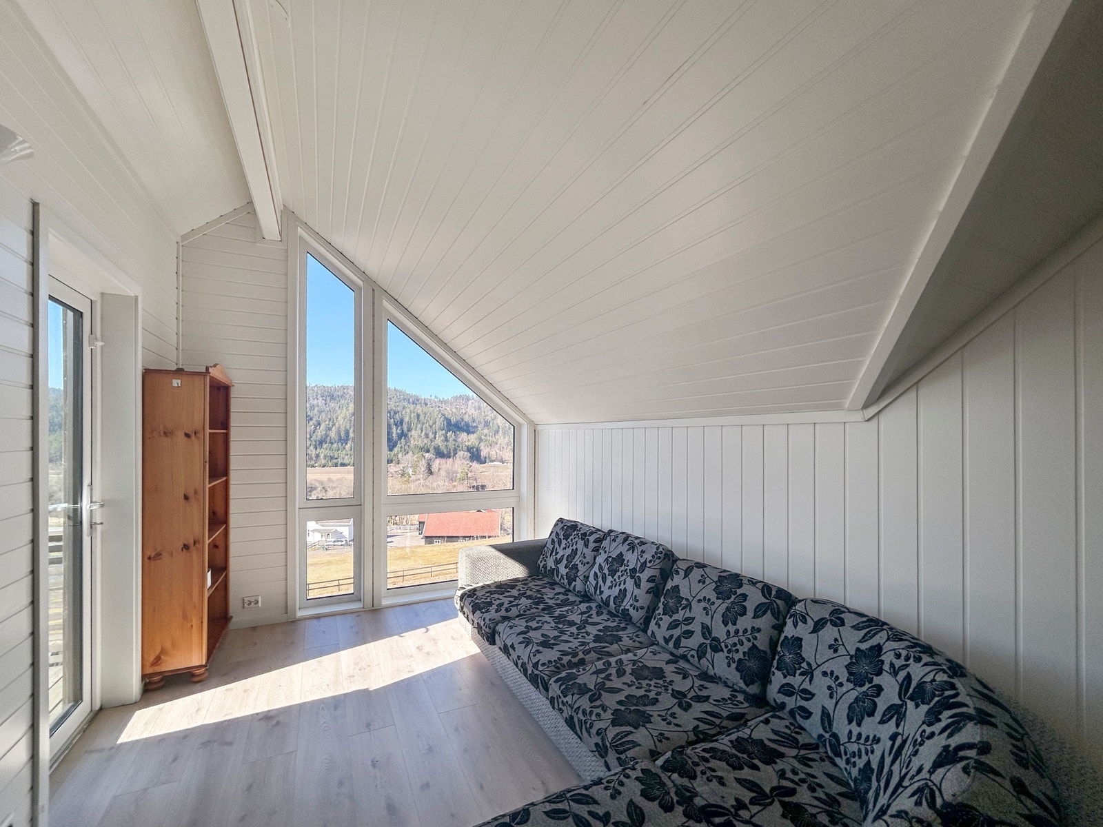 Man kommer først til loftsstua Galleribilde