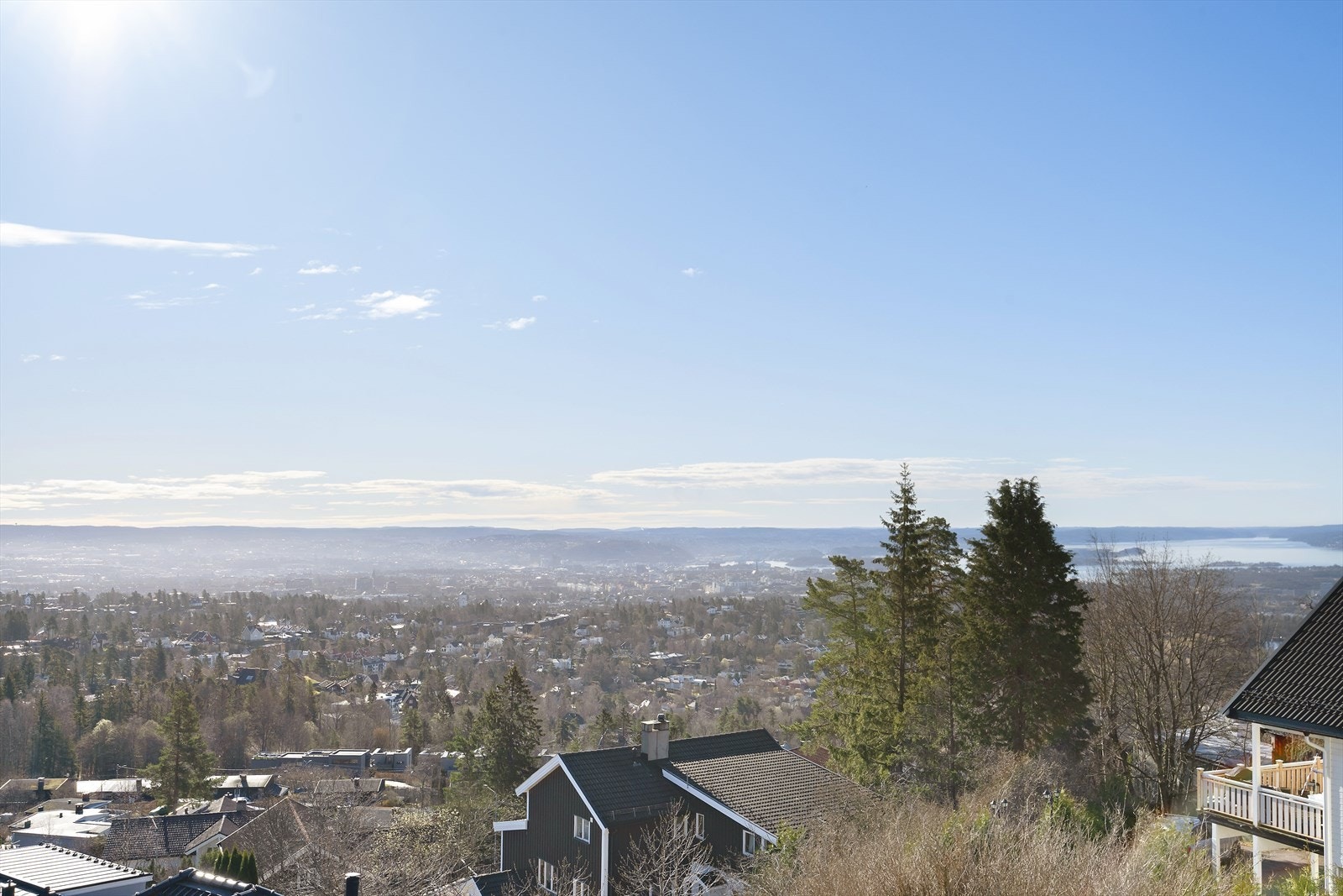 Enestående utsikt mot fjorden, Oslo og marka Galleribilde