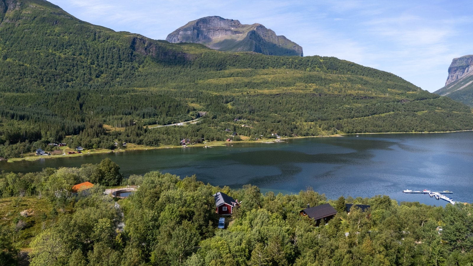 Velkommen til Lakshågen 16 - En flott hytte beliggende på en høyde med fantastiske sol- og utsiktsforhold. Galleribilde