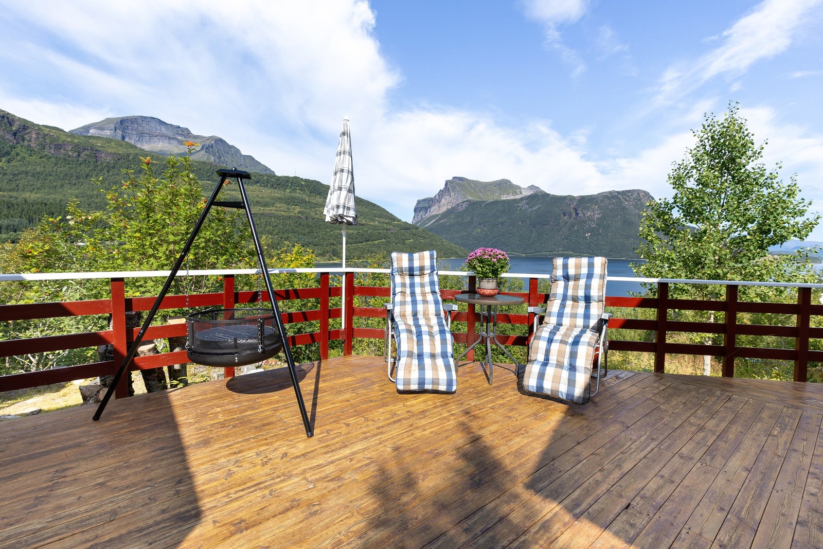 Stor plass å boltre seg på utendørs. Galleribilde