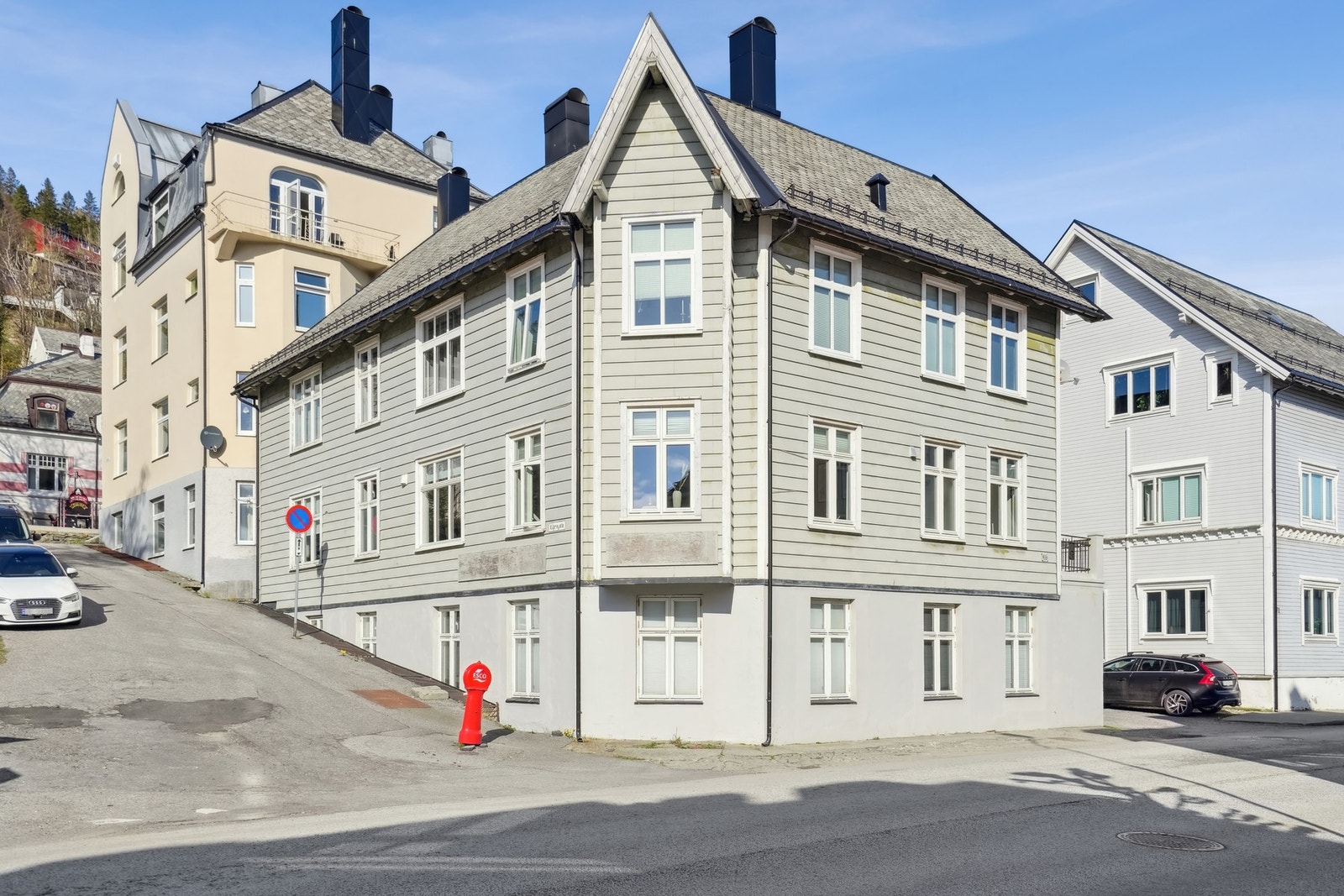Leiligheten ligger i andre etasje. Galleribilde