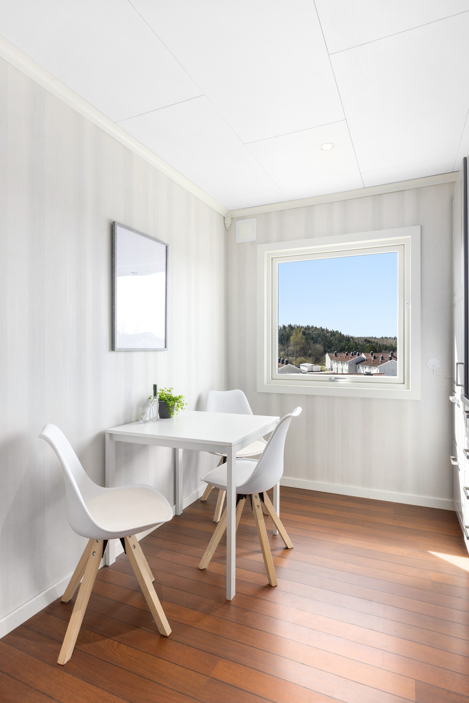 God plass til spisebord Galleribilde