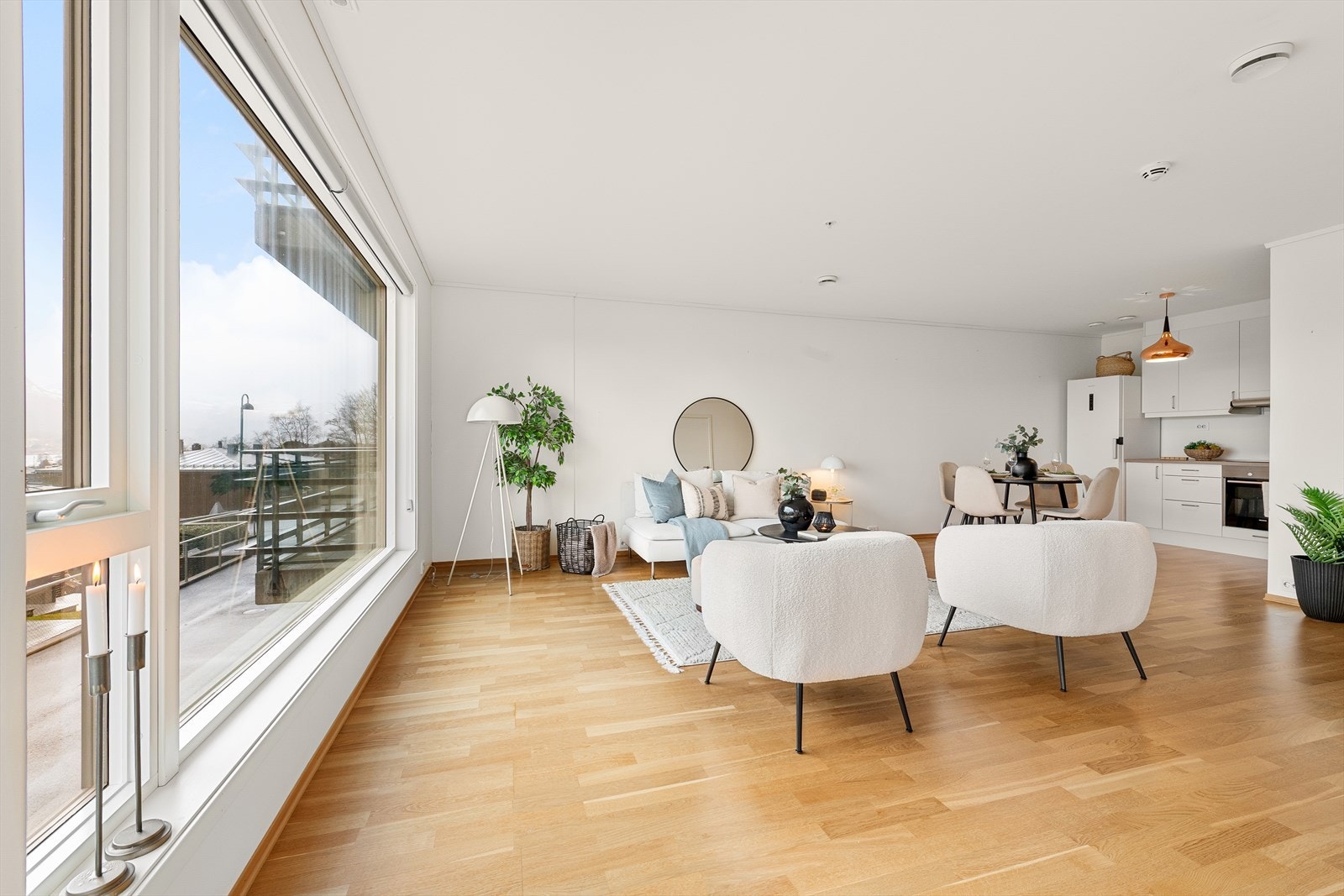 Rikelig med plass for flere møbleringsmuligheter. Galleribilde