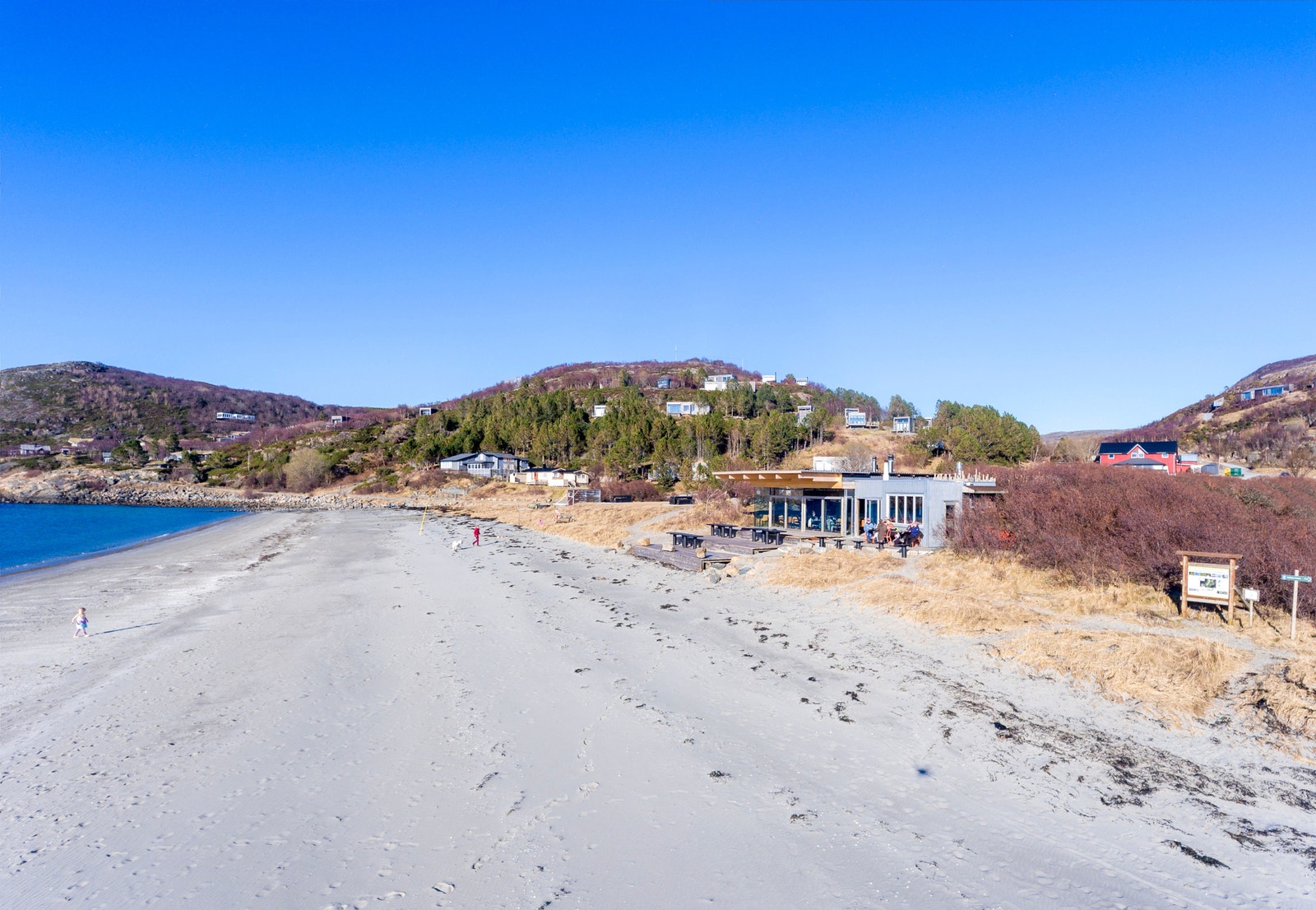 Tomtene ligger ved eksotiske Hosnasand Galleribilde