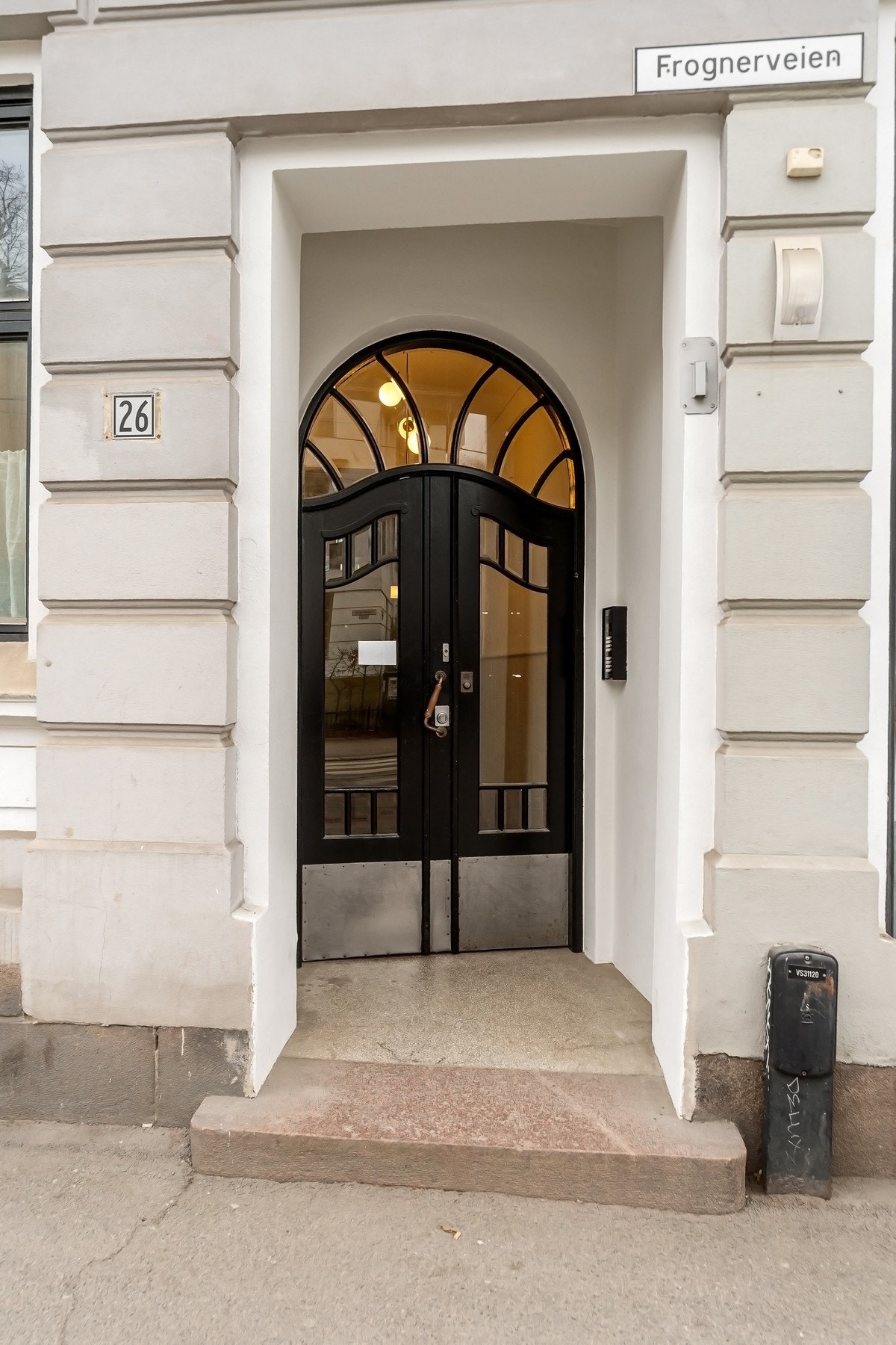 Attraktiv beliggenhet på Frogner med gangavstand til alt av fasiliteter. Galleribilde