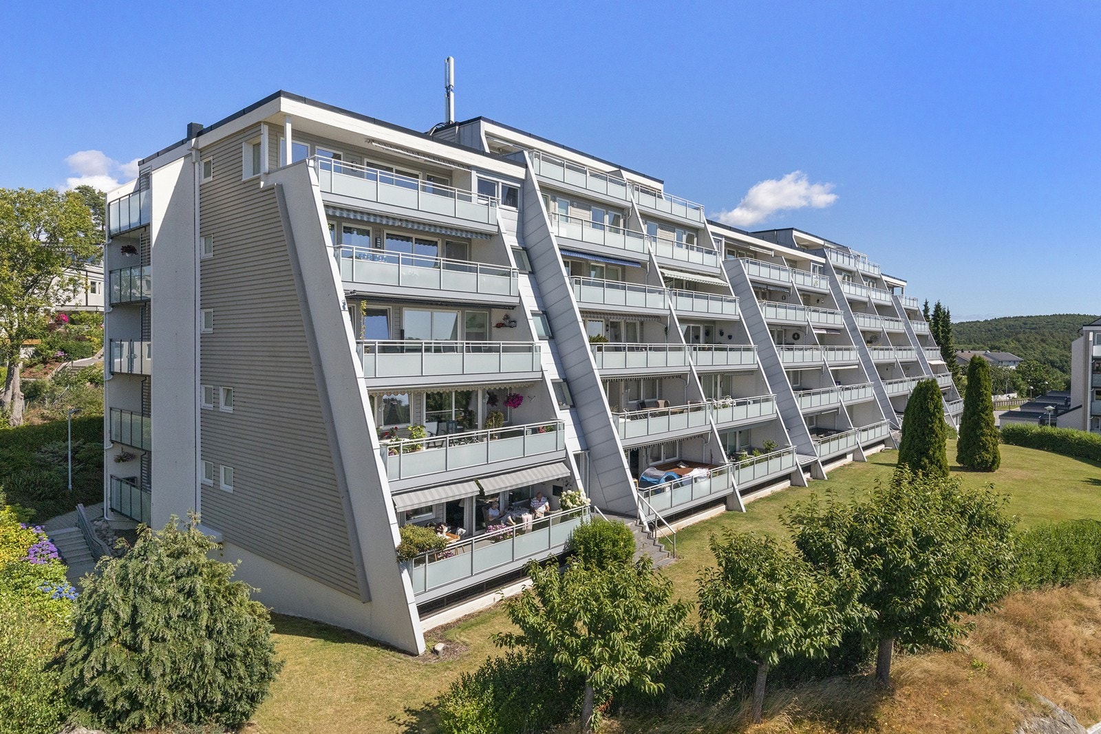 Velkommen til en flott beliggende leilighet i Plommeveien 5A! Galleribilde