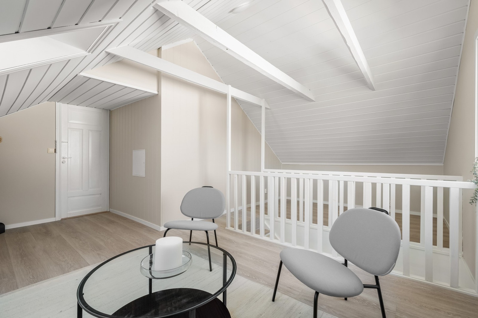 Loftstuen passer perfekt som ekstra oppholdsrom. Galleribilde