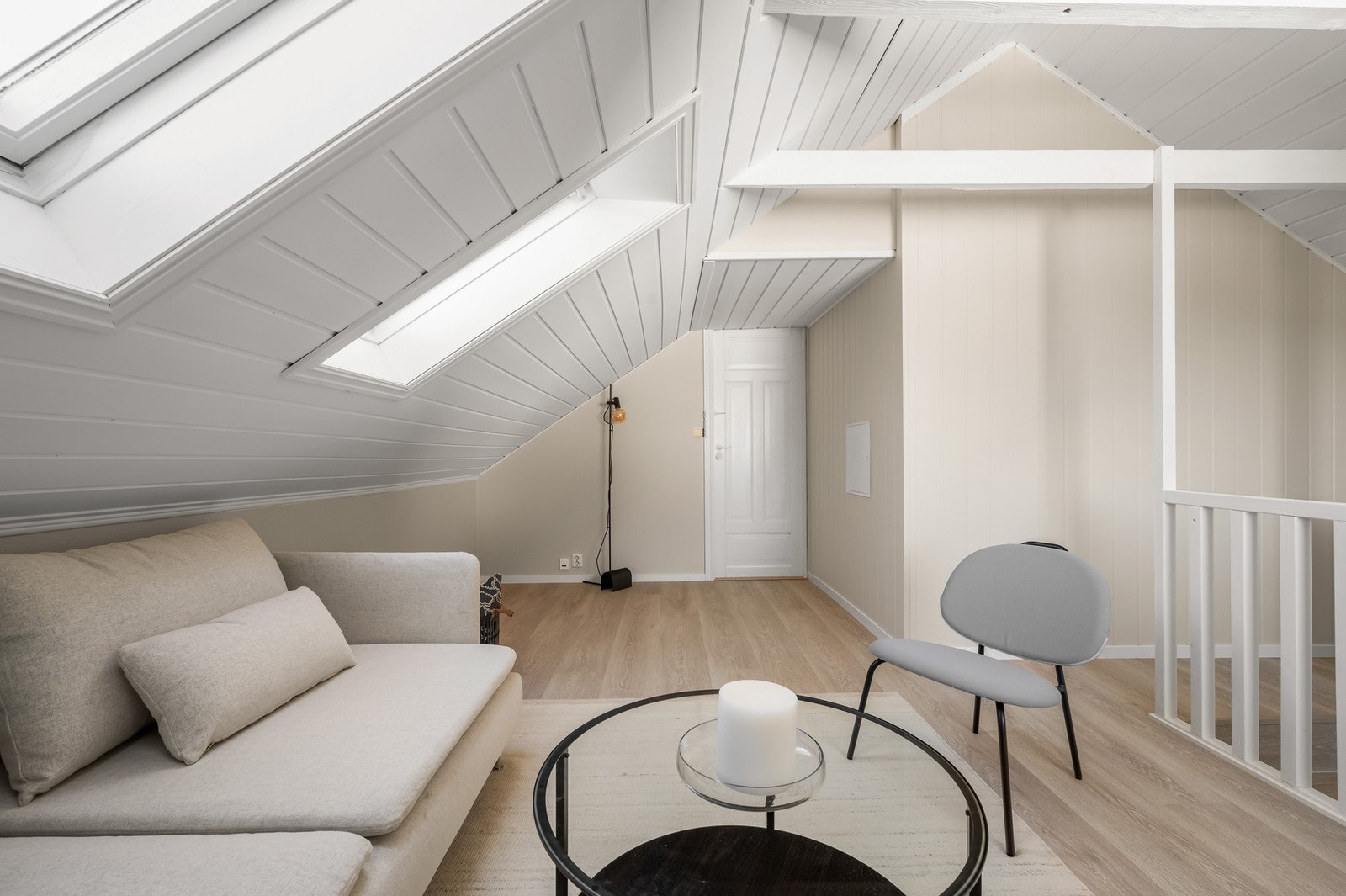 Fra loftet er det adkomst til bodareal på 15 m². Galleribilde