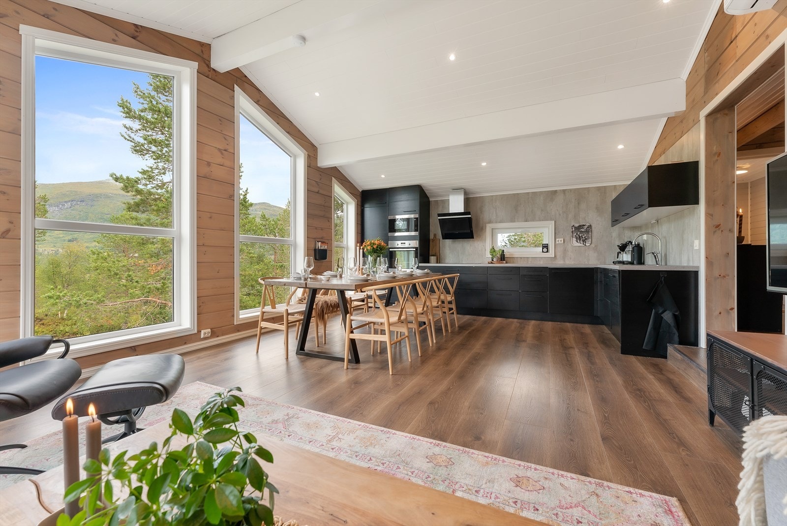 Påbygd del av hytta i 2016 Galleribilde