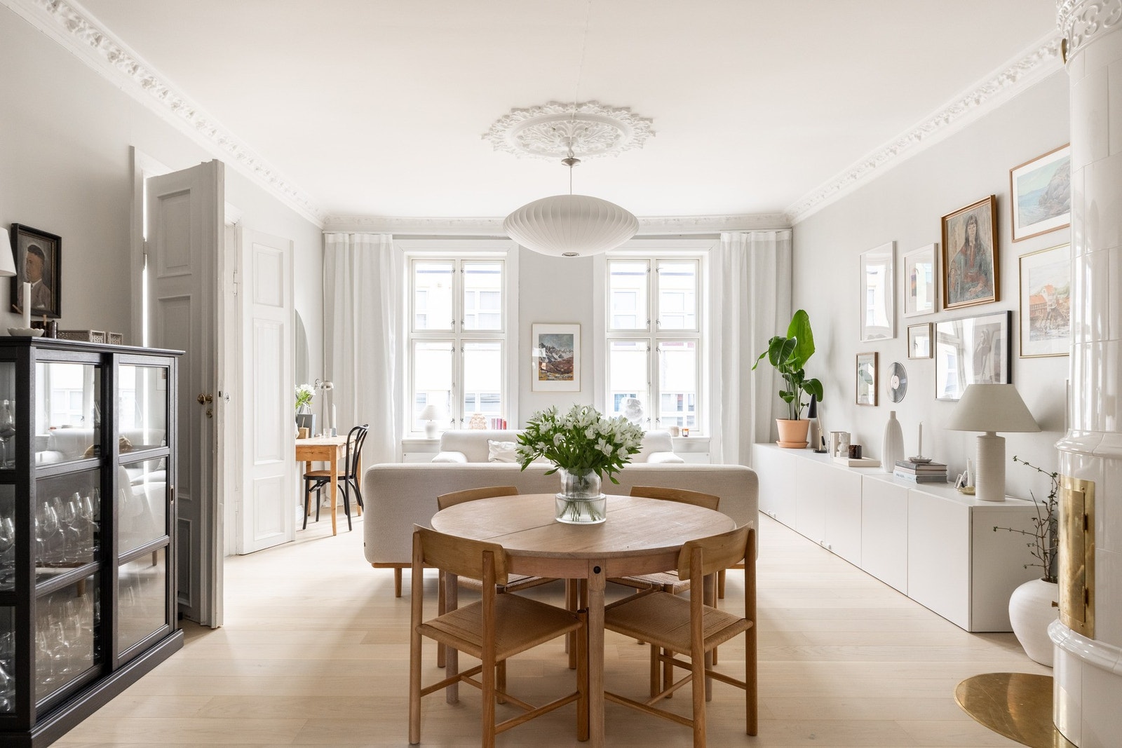 Lekker 3-roms med gjennomgående høy standard og unike detaljer. Galleribilde