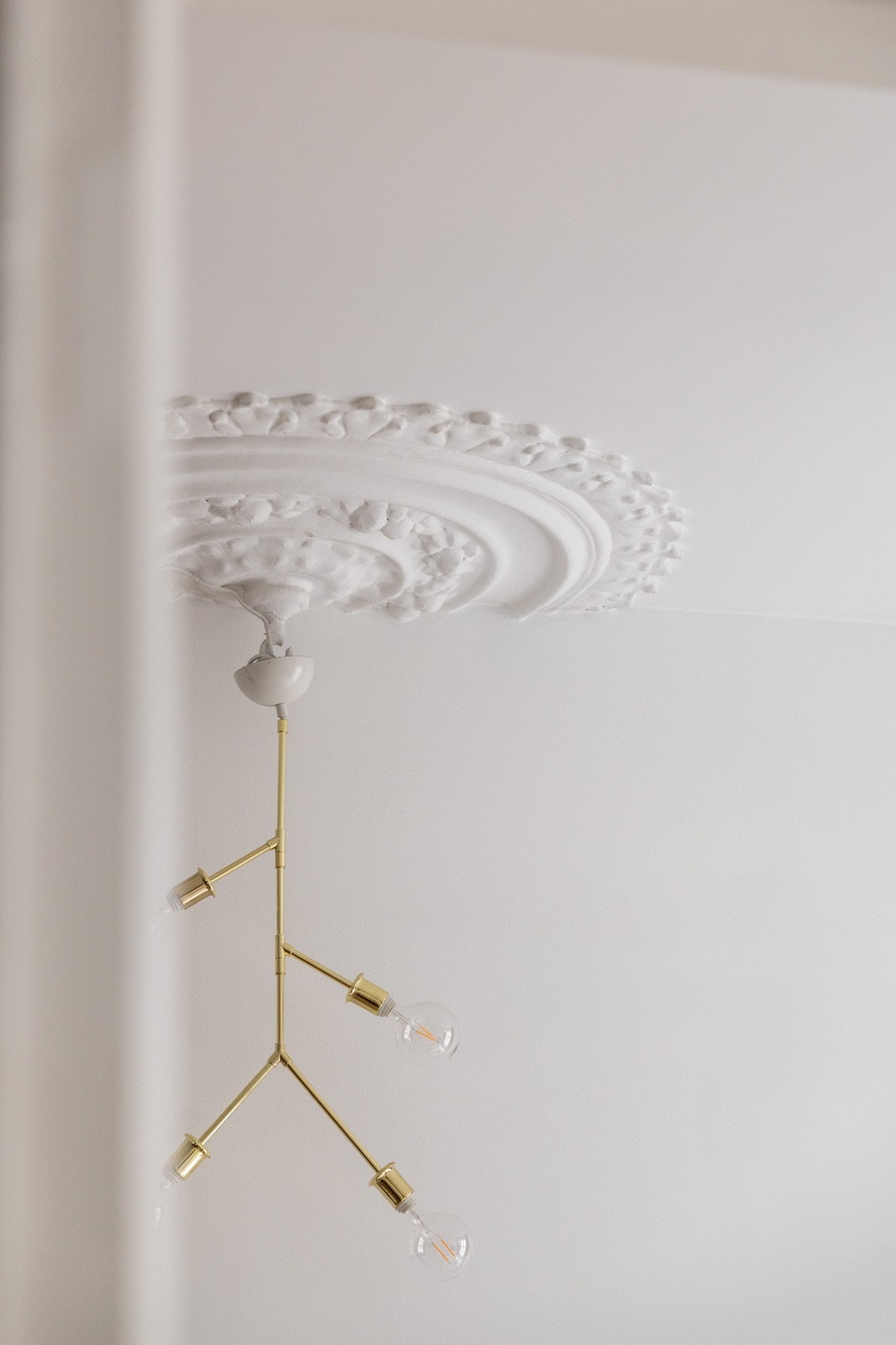 Rosett på hovedsoverom. Generøs himling. Galleribilde