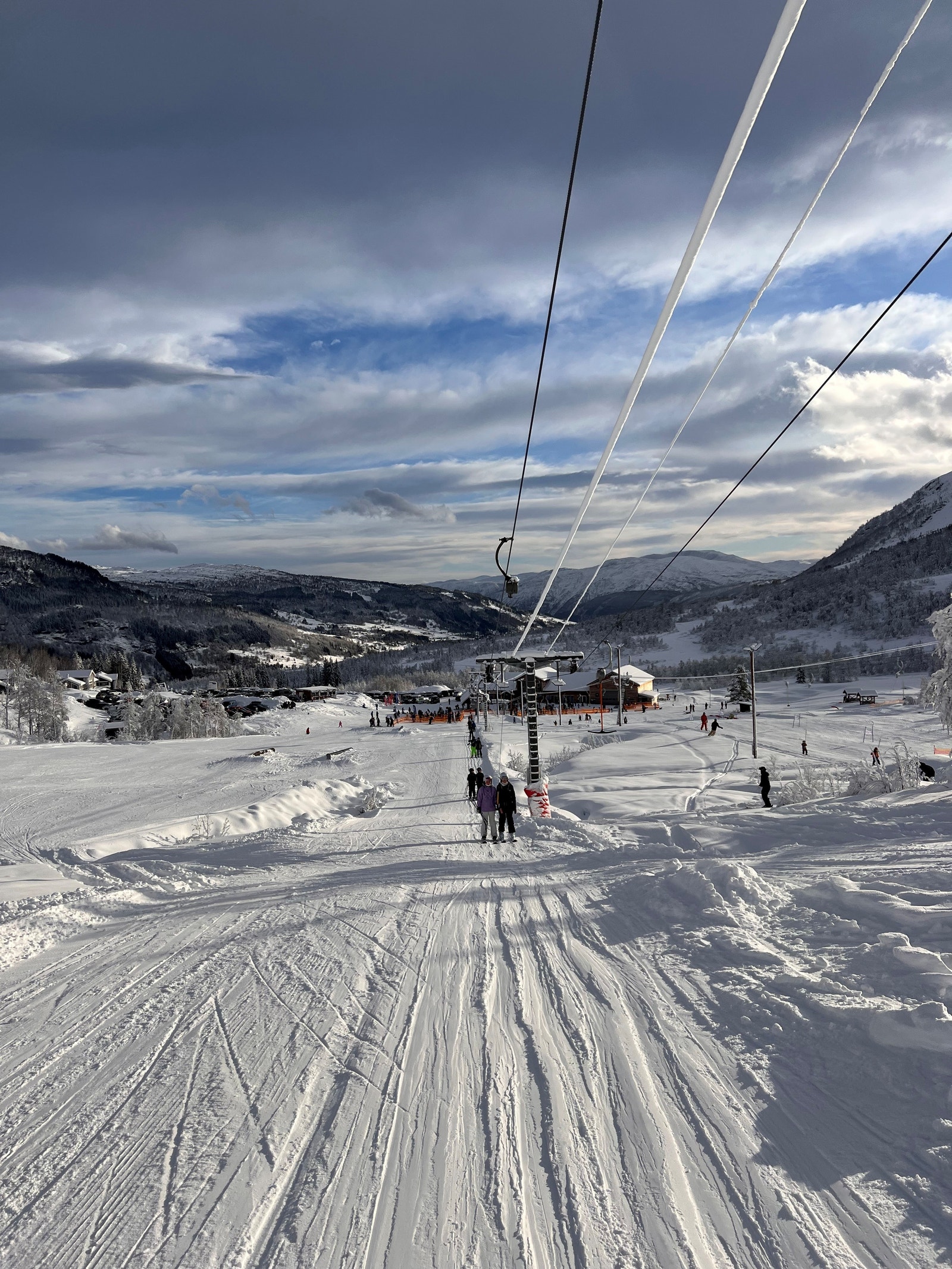 Vinteridyll - Holenheisen Galleribilde