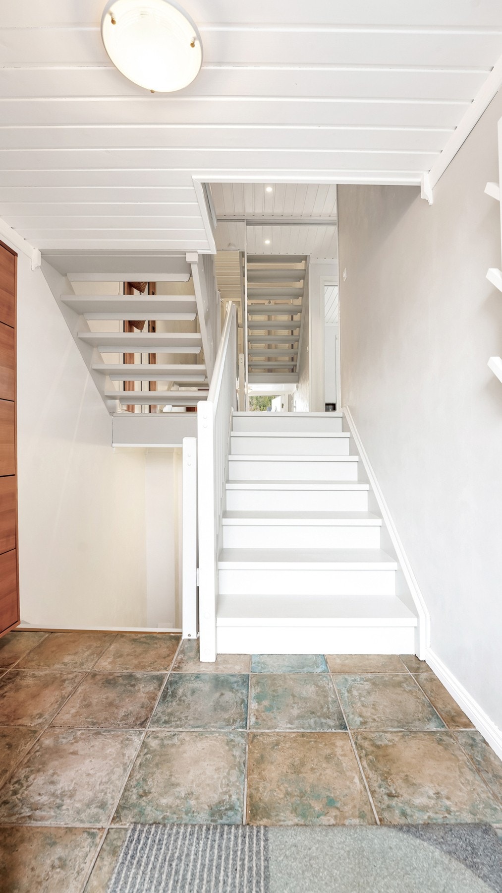 Inngangsparti. Galleribilde