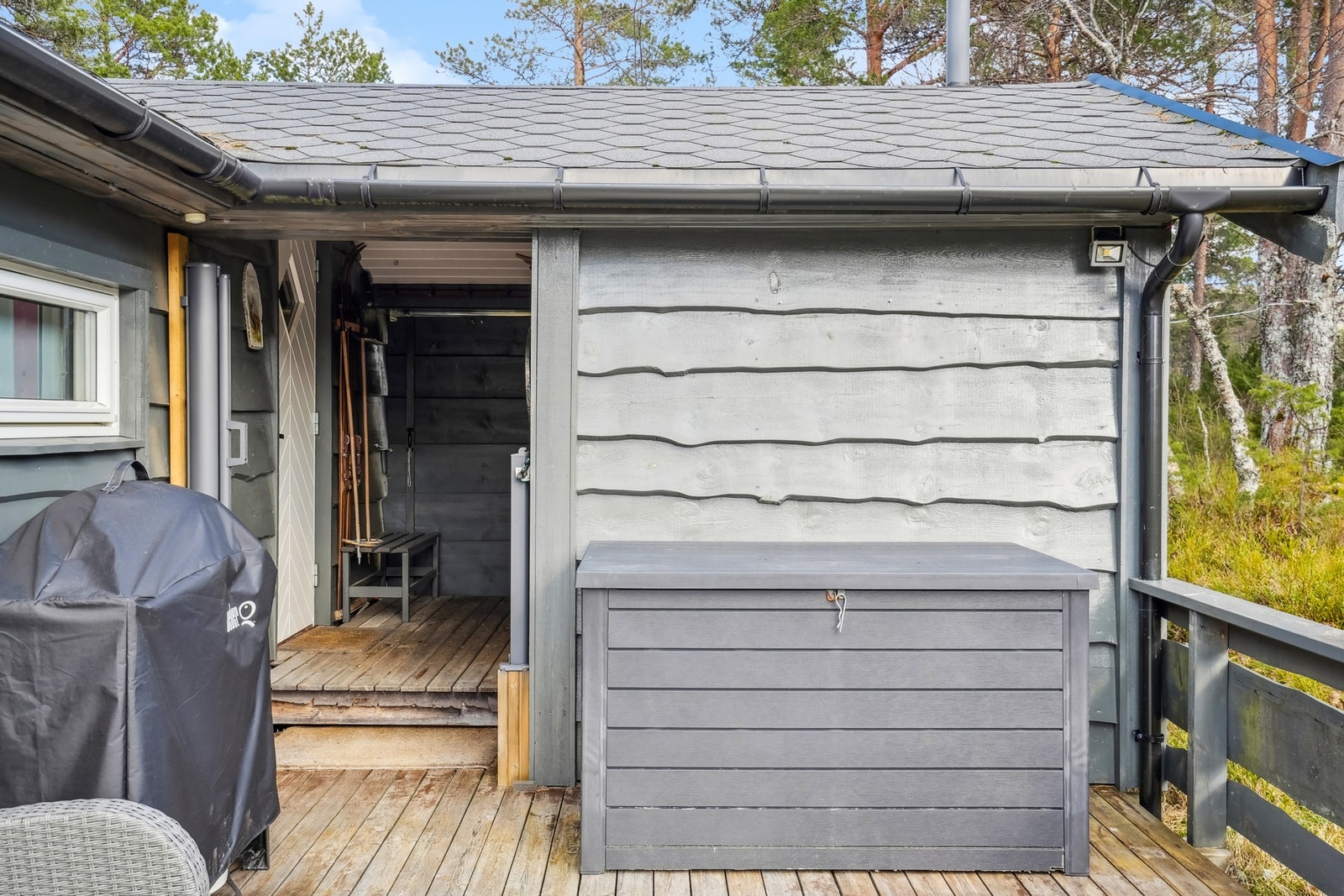 Lettvint tilkomst via terrassen. Galleribilde