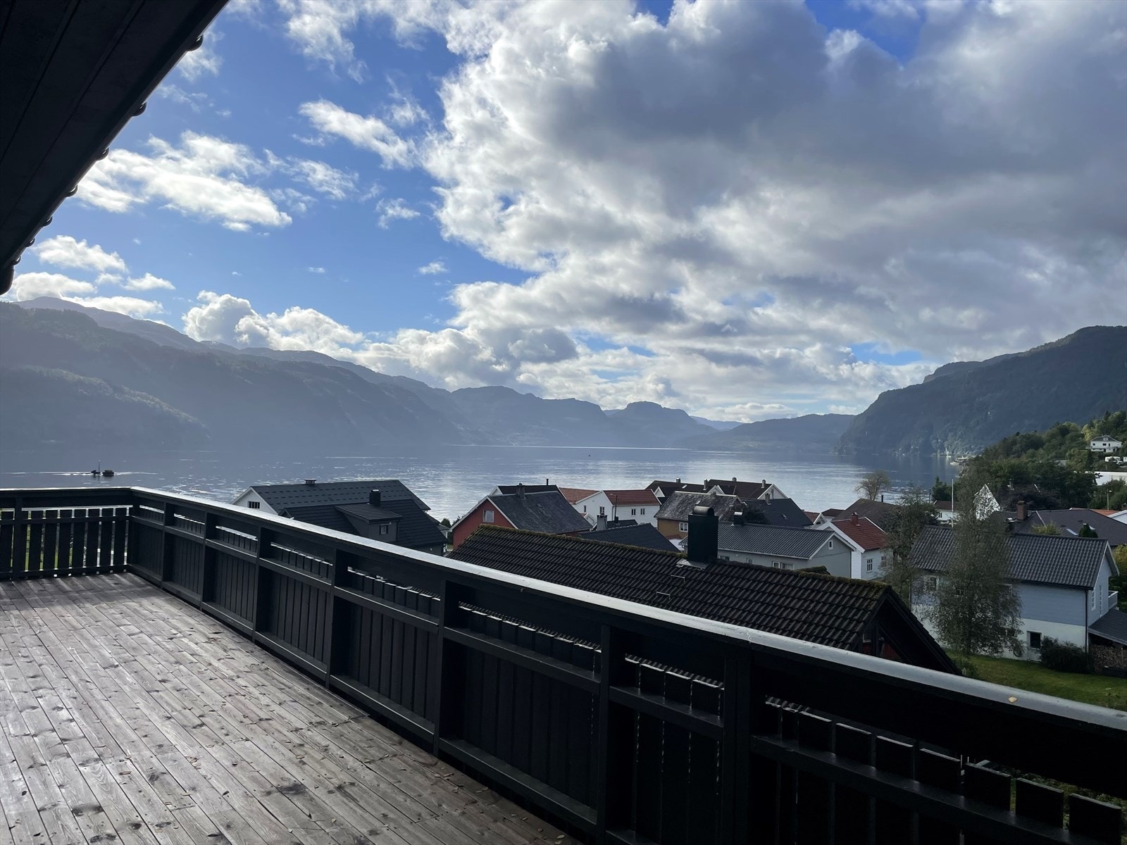 Utsikt fra terrasse u.etg Galleribilde