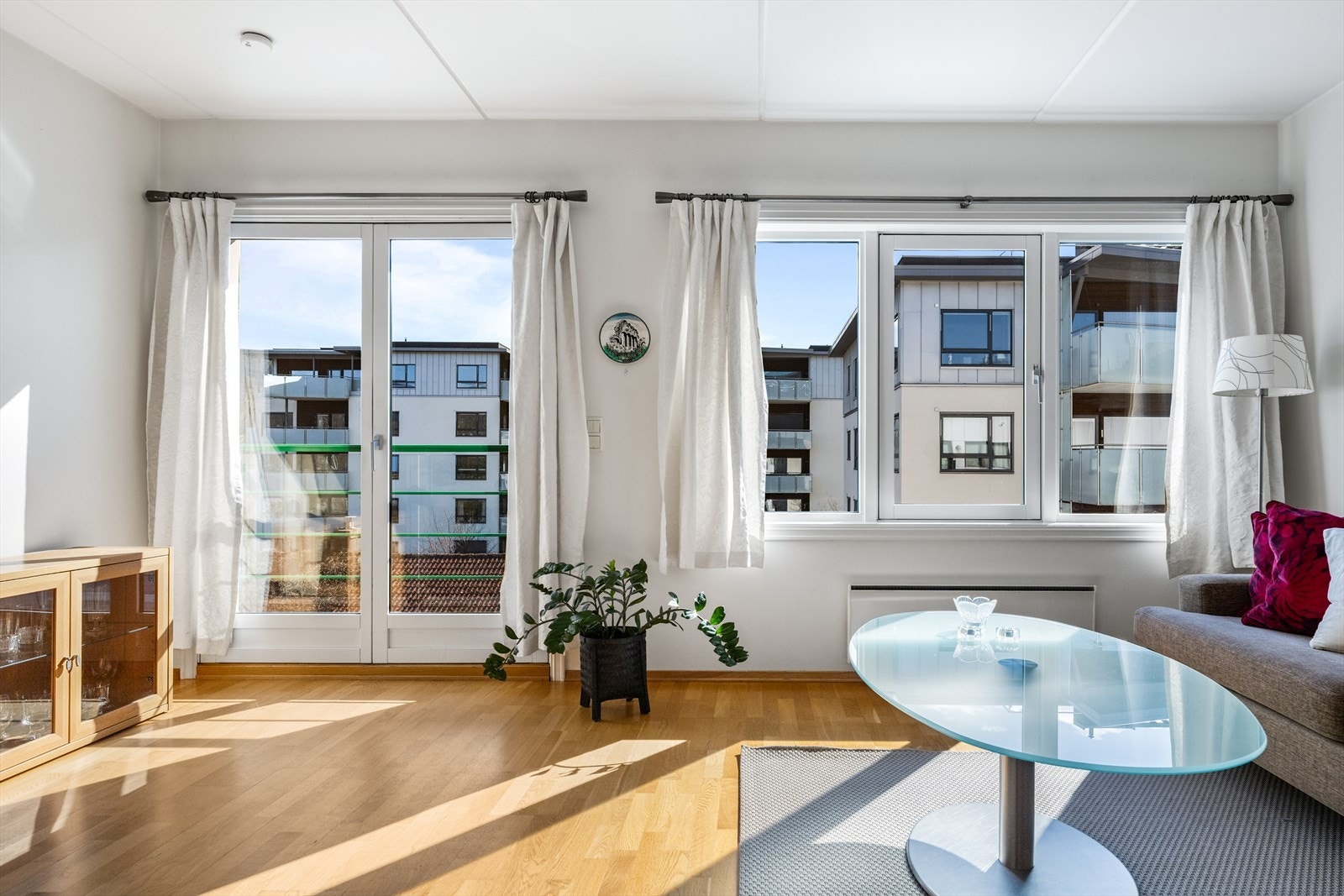 Fransk balkong med utsikt. Galleribilde