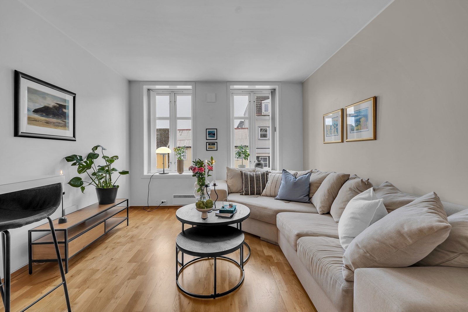 Velkommen til Nordre Tollbodgate 5A presentert av Marie Traasdahl Hansen v/ Hjem Eiendomsmegling Galleribilde