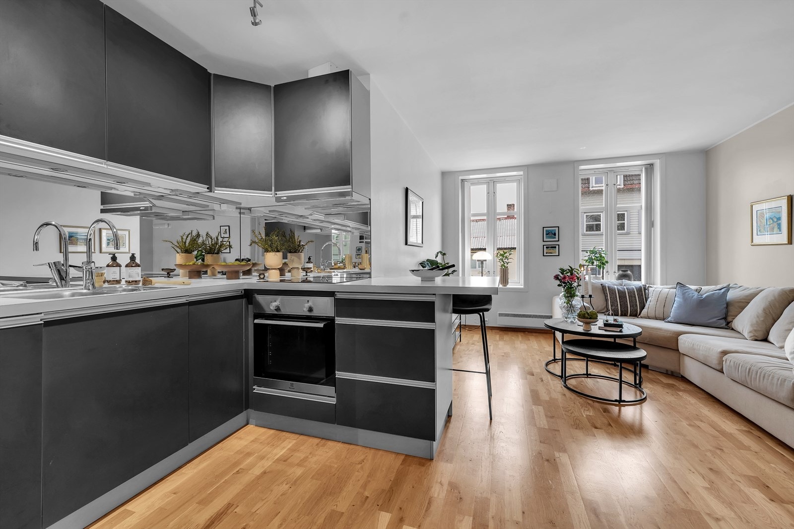 Sentrumsnær 2-roms selveierleilighet Galleribilde