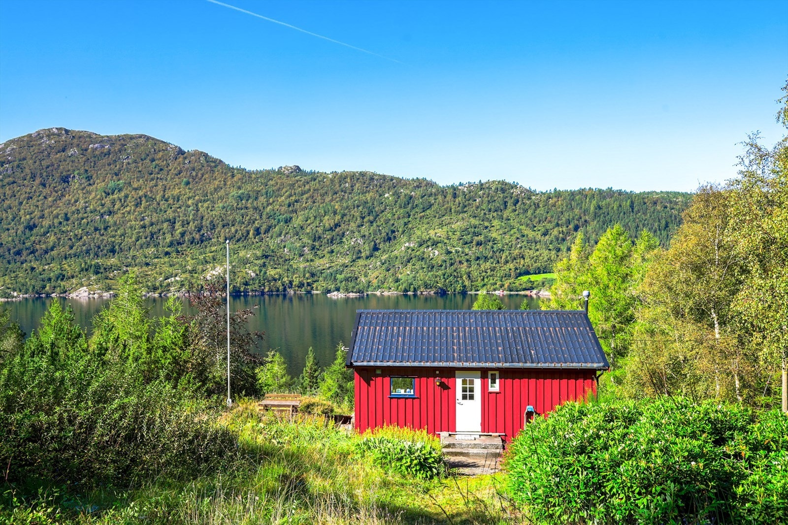 Velkommen til Gulafjordvegen 1188, presentert av Torgeir Glomnes for Eiendomsmegler Vest! Galleribilde