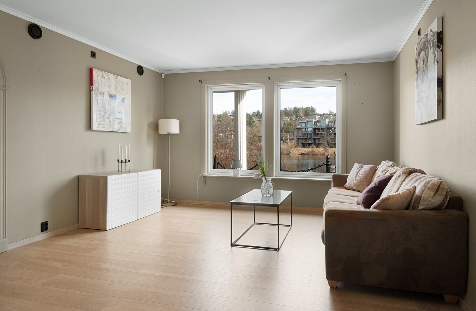 Leiligheten passer perfekt som en generasjonsbolig, til ungdom eller til utleie Galleribilde