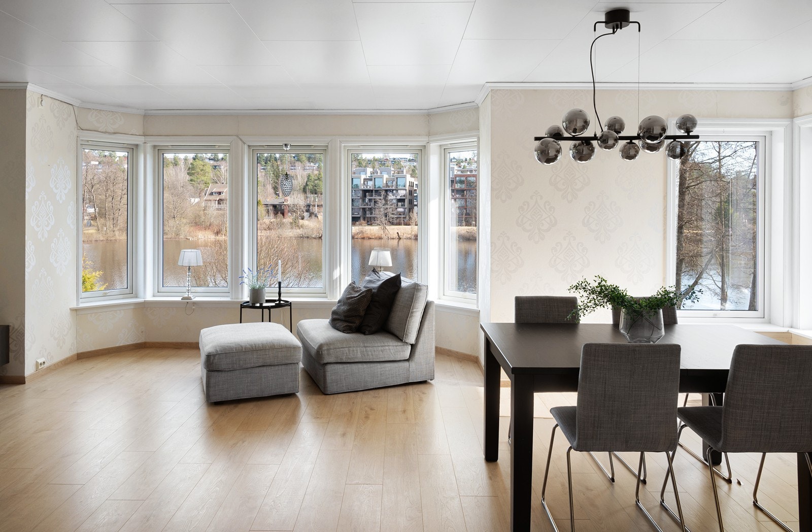 Det er vannbåren varme i alle gulv Galleribilde