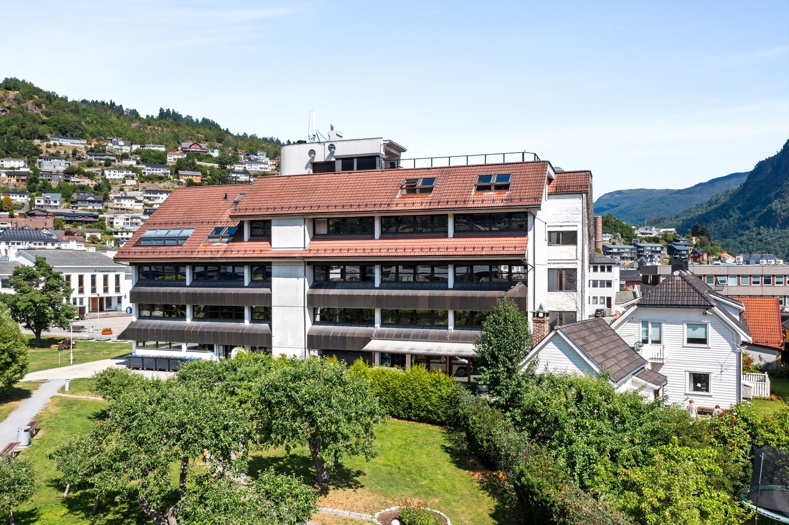 På jakt etter ein snerten bustad i Sogndal sentrum? Me gler oss til å sjå deg på vising! Galleribilde