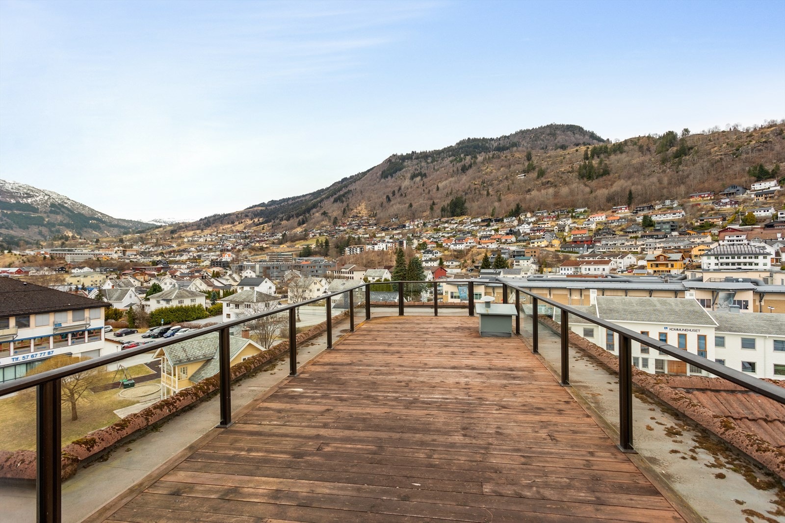 Takterrasse. Galleribilde