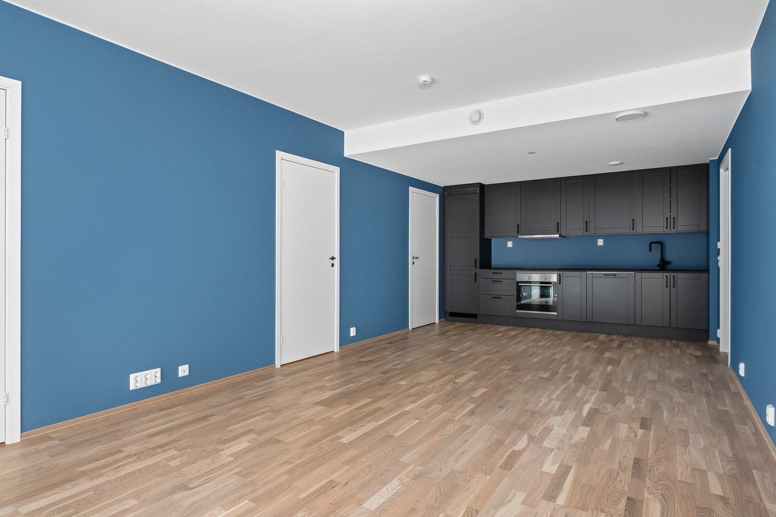 Du har god plass til å innrede med spisebord. Galleribilde