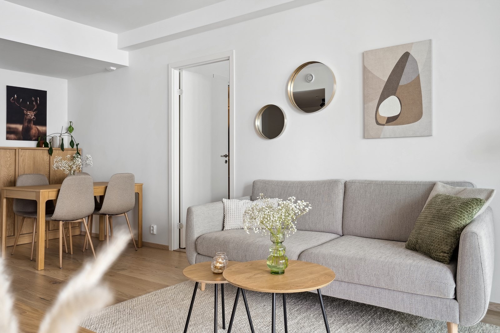 Nybygg fra 2024, tilstandsgrad 0 på alle punkt i følge taktsmann Har har man nybyggsgaranti frem til 2029. Galleribilde