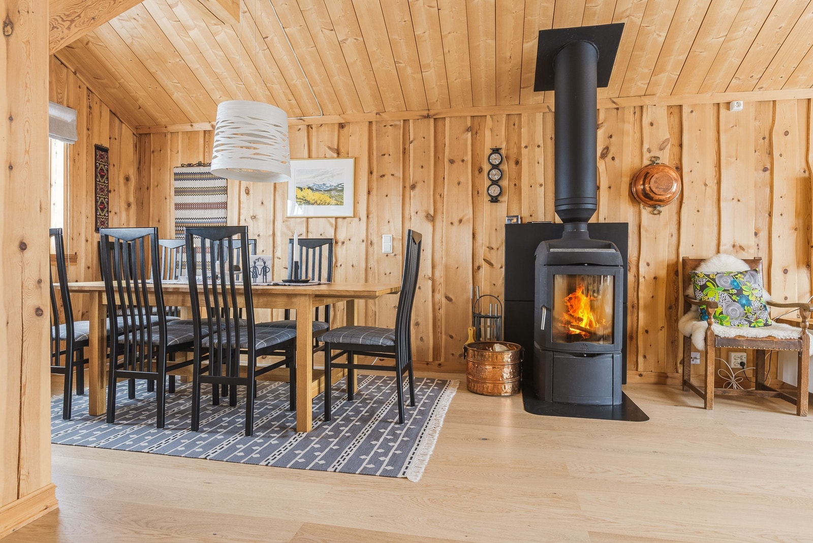 Matplats och braskamin Galleribilde