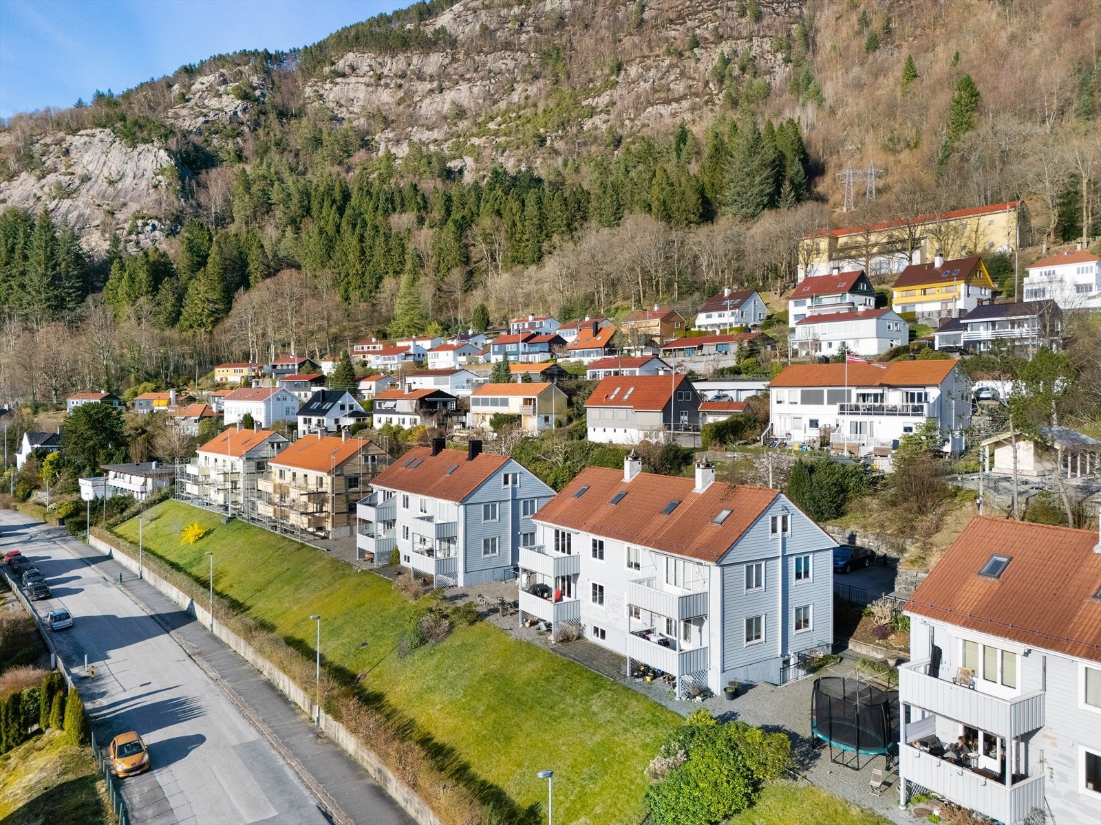 Kort vei til Byfjellene - Stoltzen er like i nærheten. Galleribilde