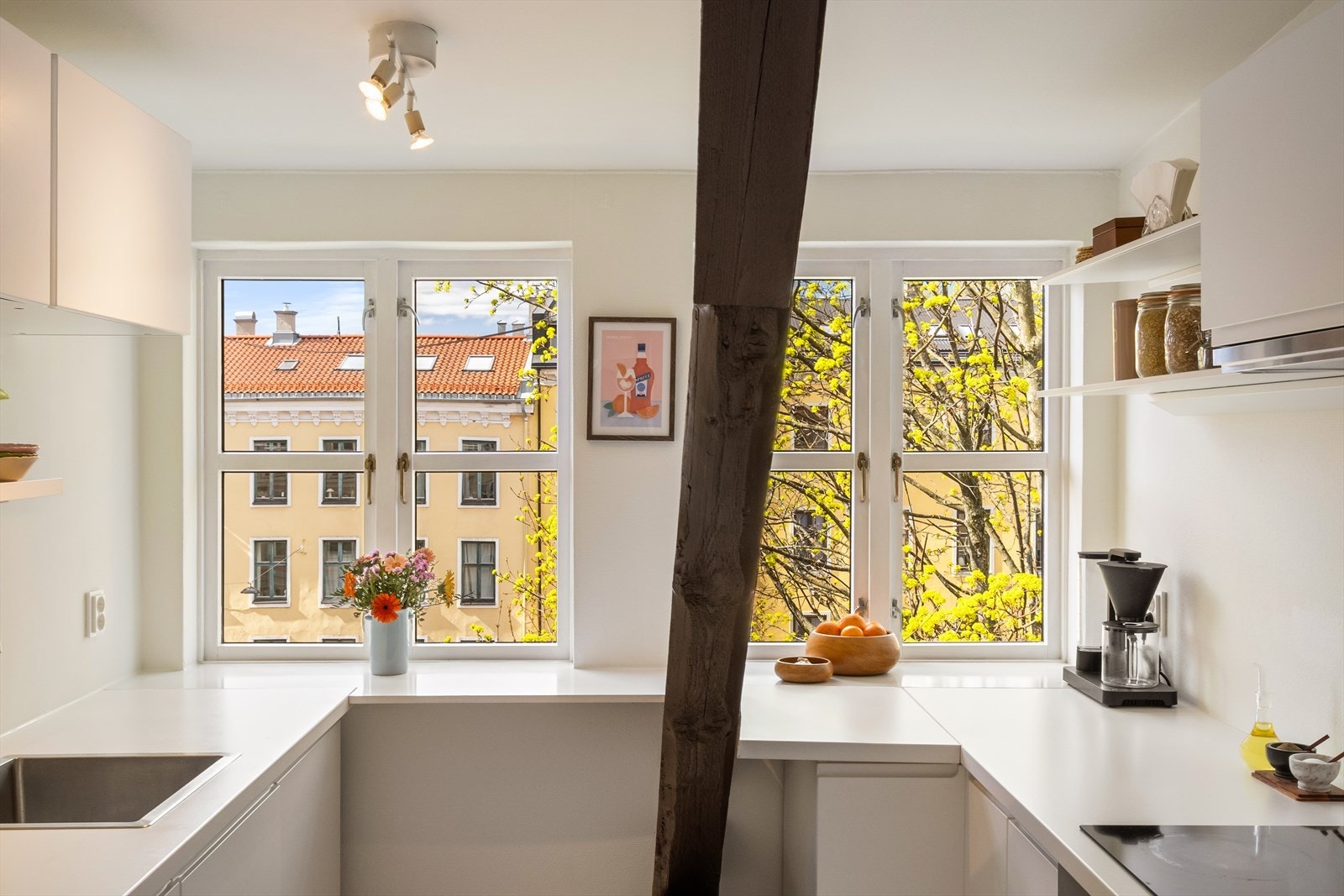 Utsikt fra kjøkken Galleribilde