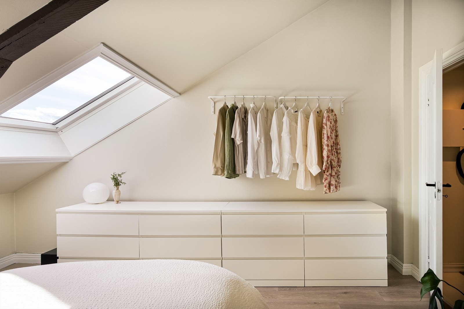 Alle takvinduer er produsert i 2019 Galleribilde