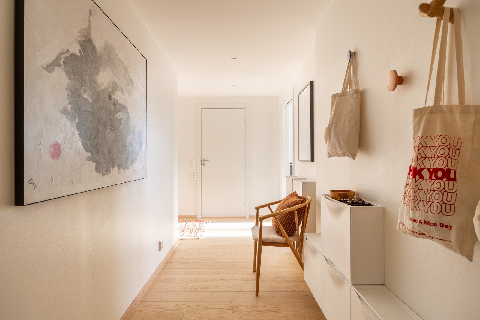 I tillegg har leiligheten bruksrett til garasjeplass med elbillader. Galleribilde