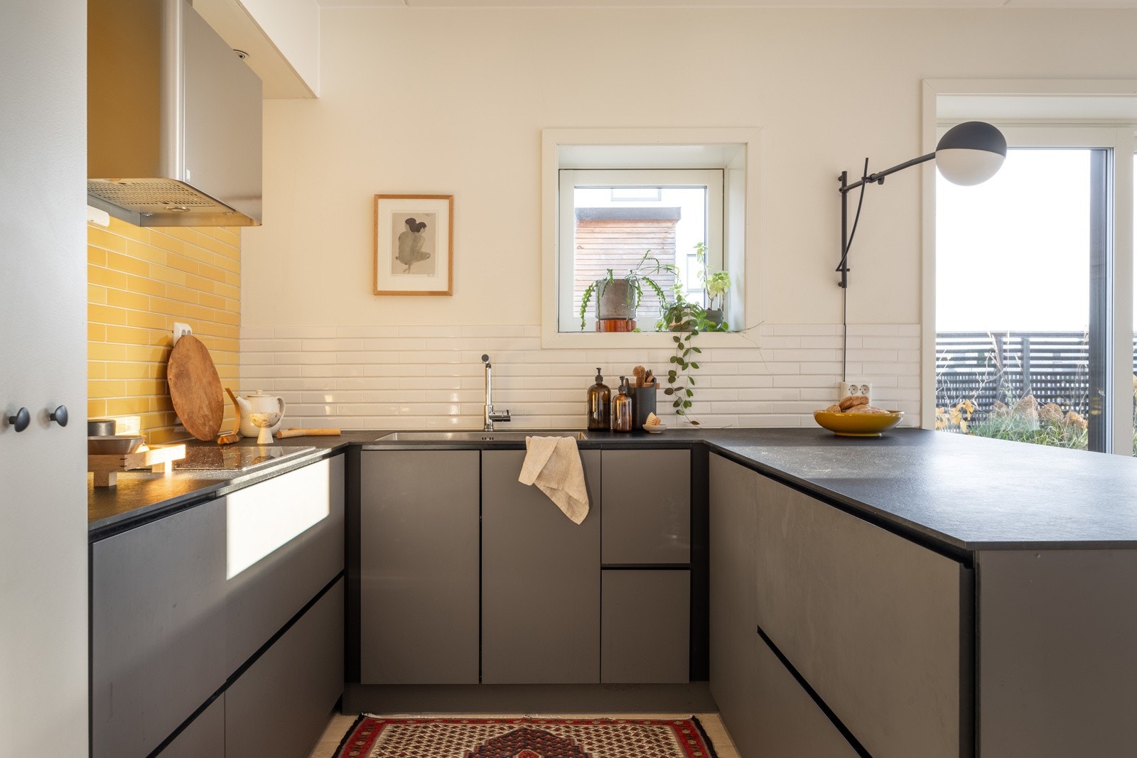 Her har man godt med benkeplass og oppbevaring. Galleribilde