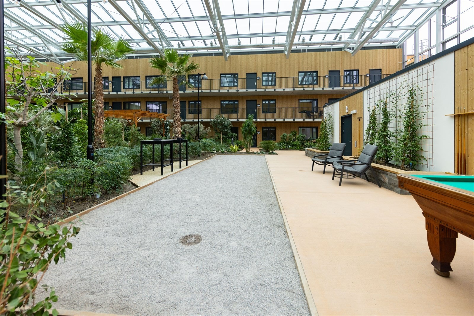 Bovieran Falkum har egen bocciabane - perfekt for å skape aktivitet og engasjement Galleribilde