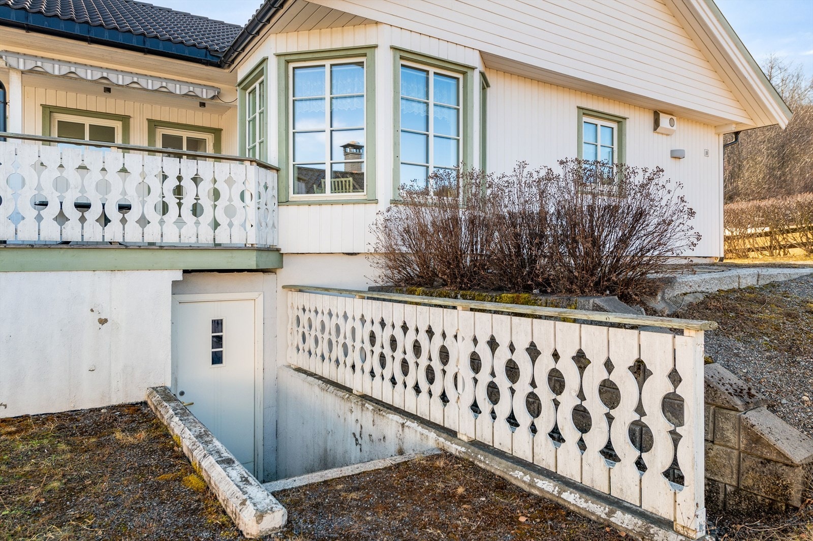 Nedgang til kjeller og teknisk rom Galleribilde