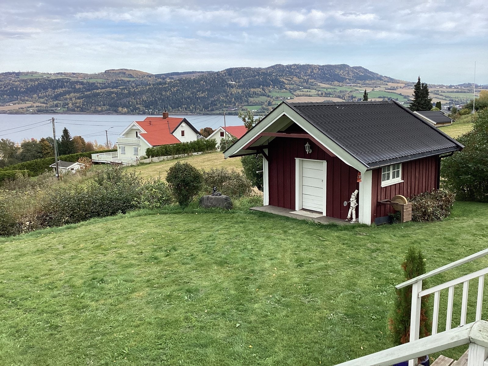 Selgers egne bilder. Galleribilde