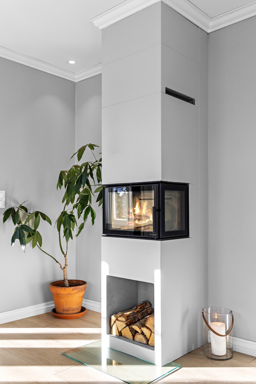 Her kan du tenne opp en tidlig morgen og nyte en kopp kaffe, noe som gir en ekstra dose hygge og ro til starten på dagen. Galleribilde