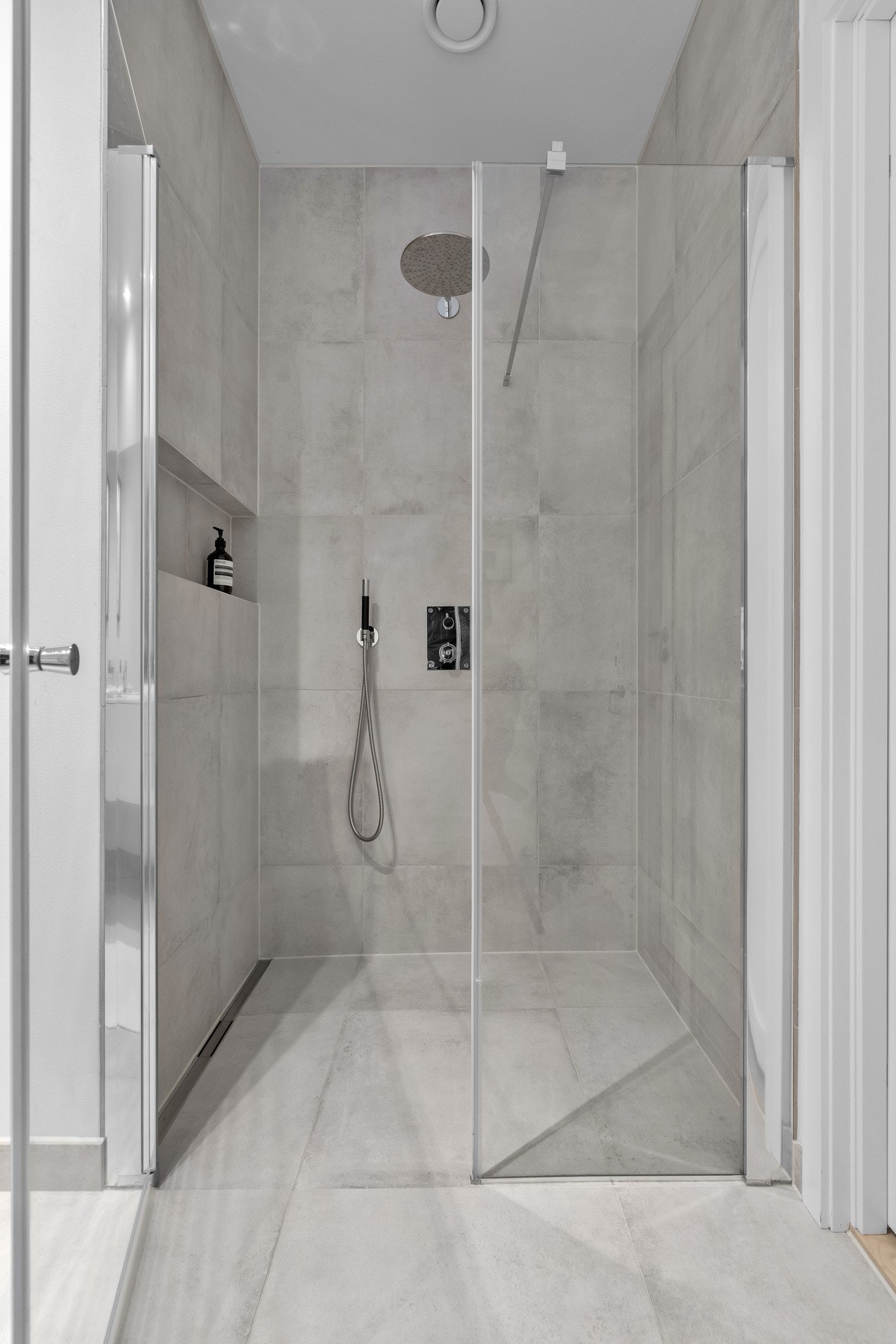 Boligen er oppgradert med fine tilvalg og har en høy standard. Galleribilde