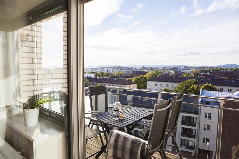 En unik og strøken 3-roms toppleilighet med panoramautsikt Galleribilde