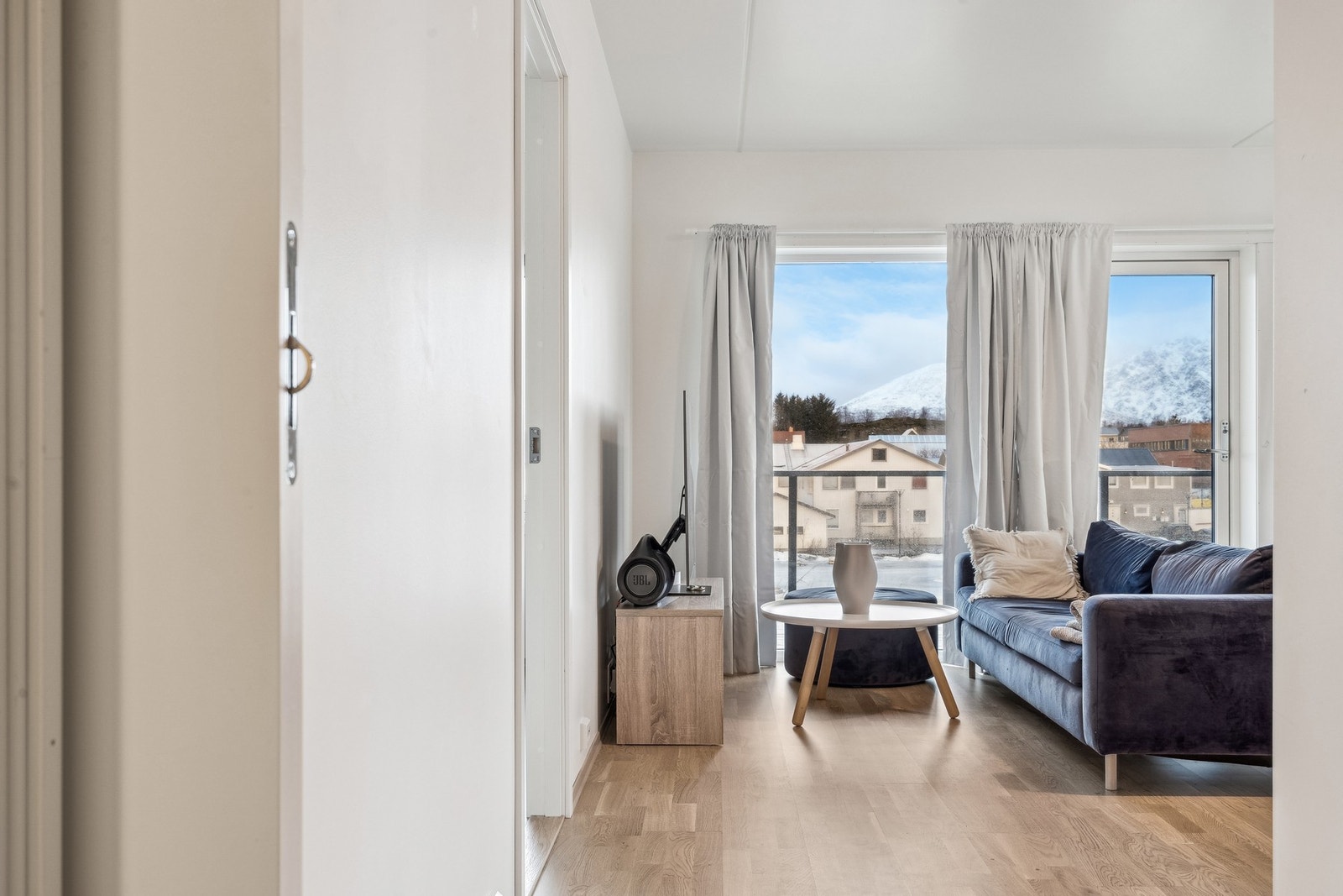 Soverommet ligger til venstre når du kommer inn i stue/kjøkken. Galleribilde