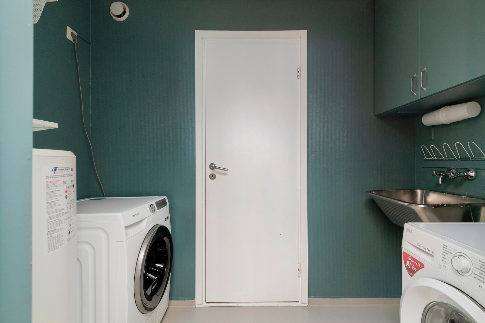 Vaskerom. Galleribilde