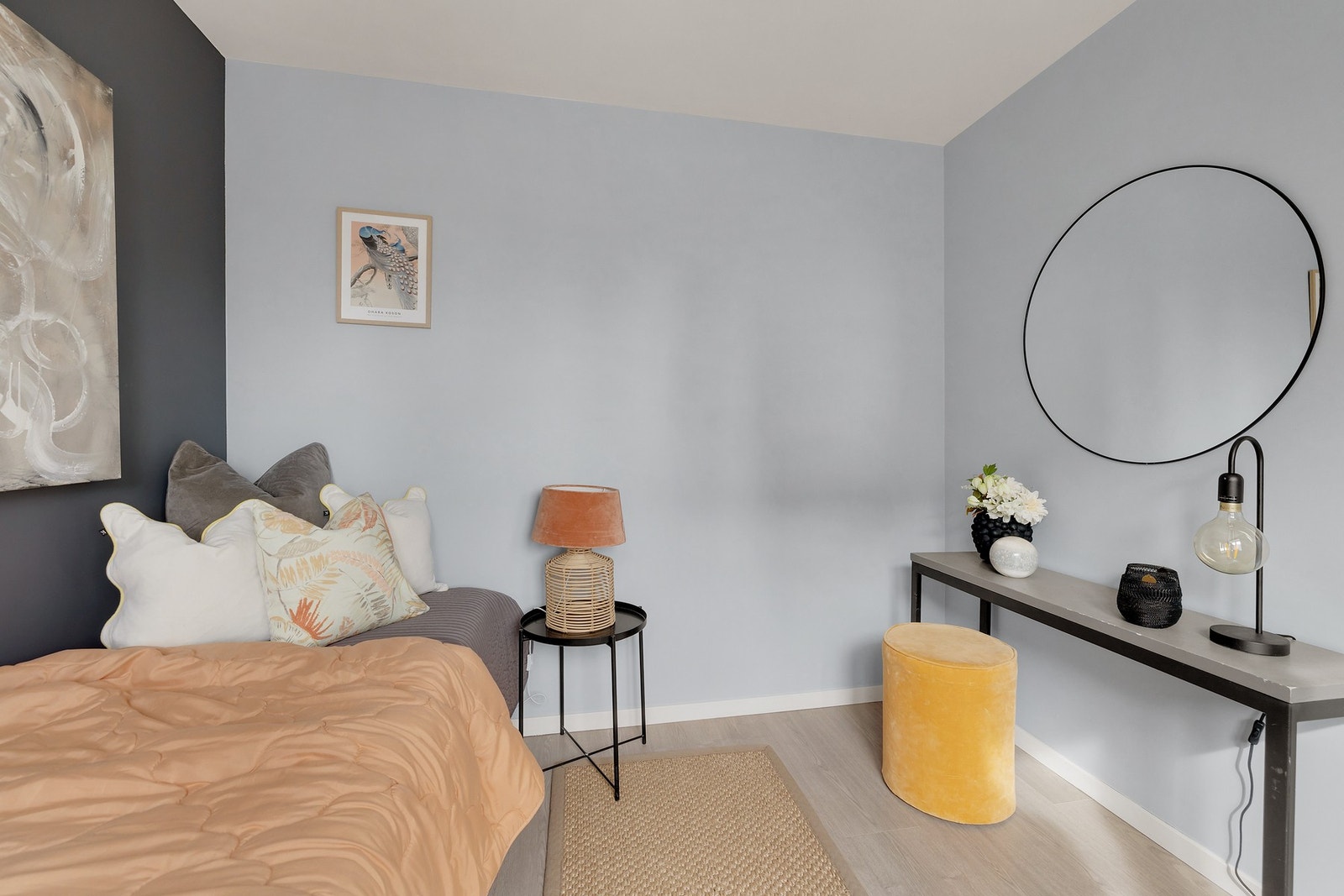 Gjestesoverom/kontor. Galleribilde