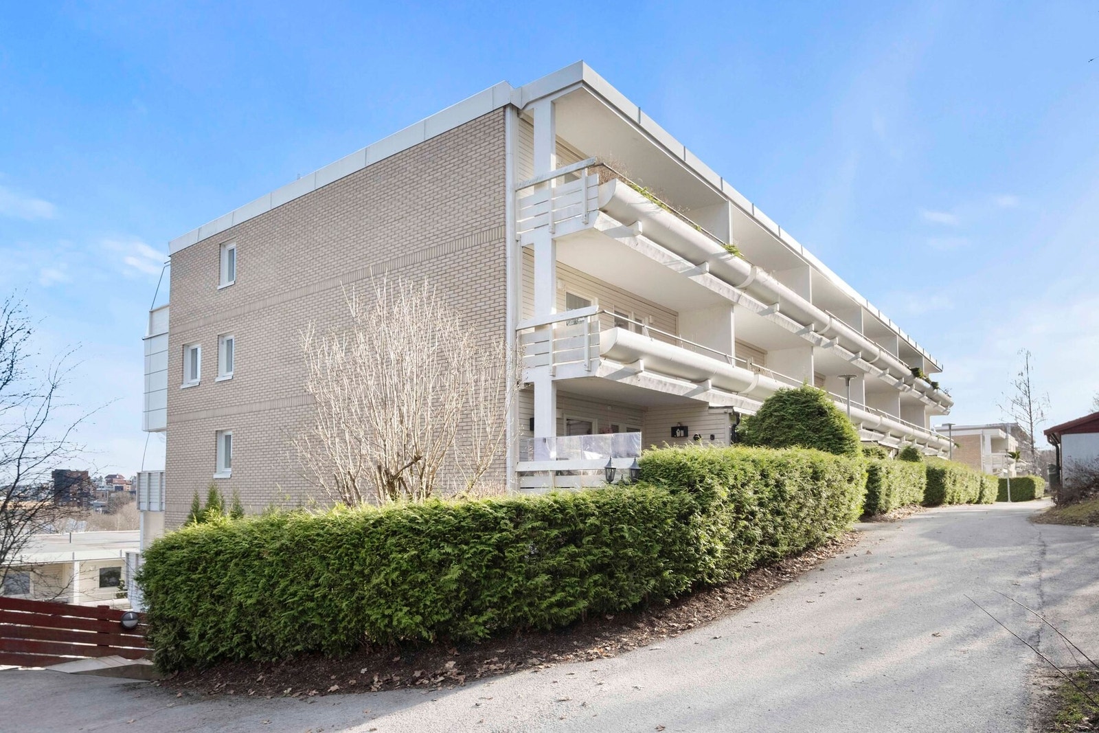 Dette er en utsikts bolig med to balkonger! Galleribilde